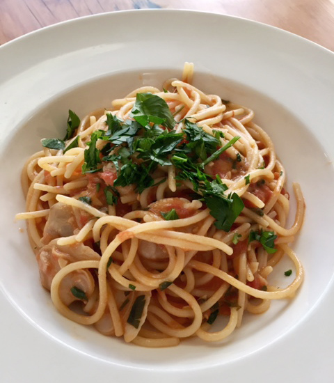Linguine with clam sauce